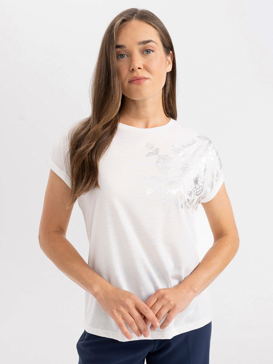 

DeFacto Women Extended Sleeves T-shirt, Na