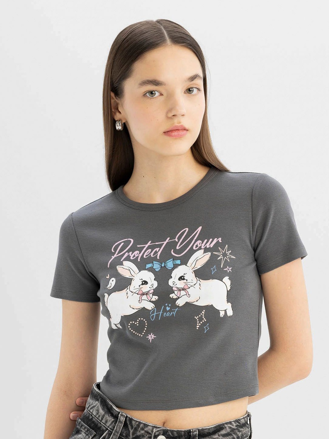 

DeFacto Women Printed Applique T-shirt, Na