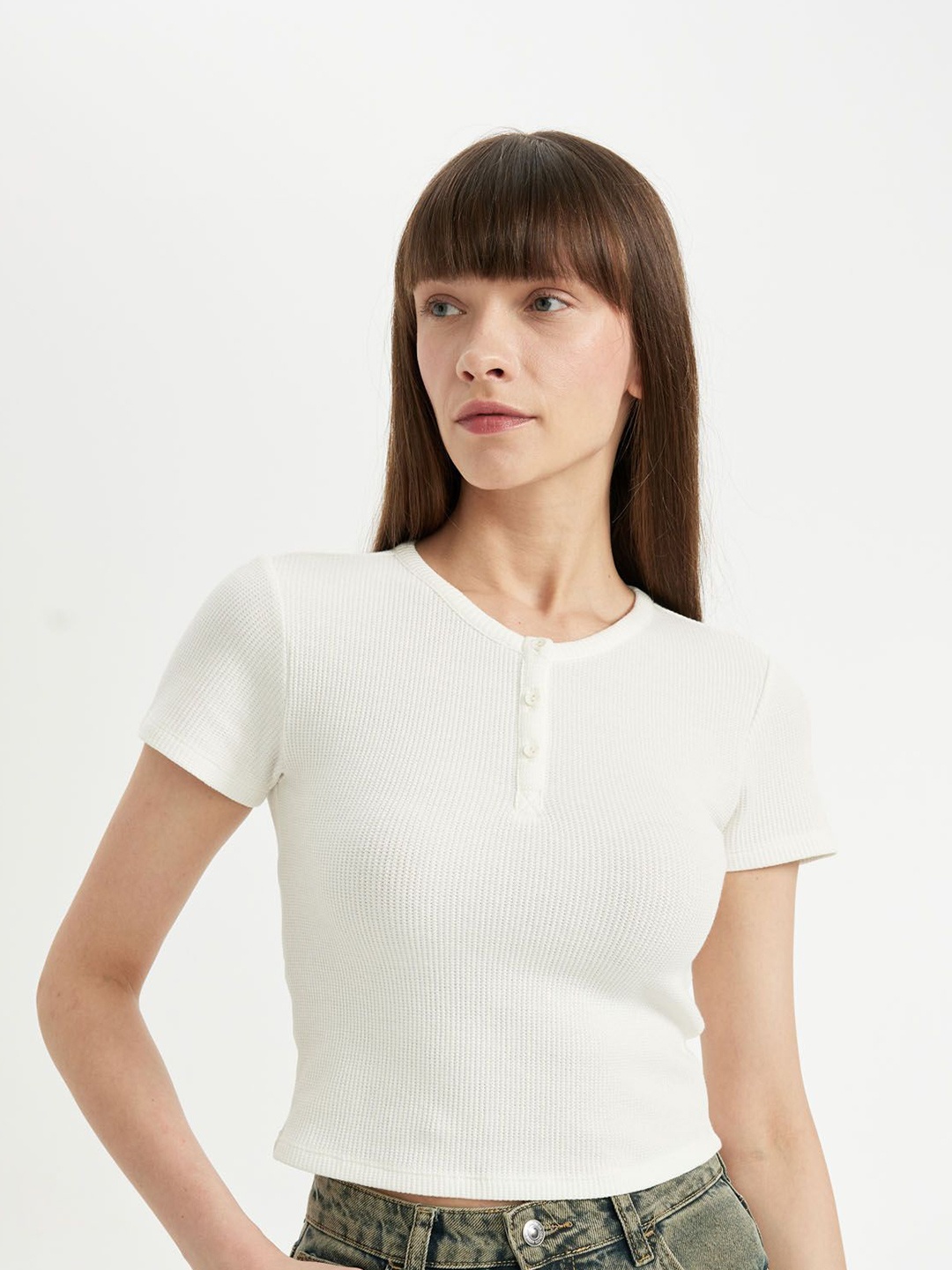 

DeFacto Women Henley Neck Pockets T-shirt, Na