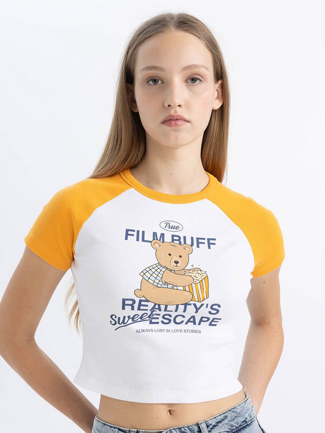 

DeFacto Women Typography Printed T-shirt, Na