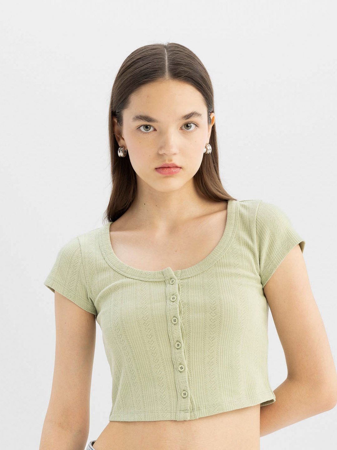 

DeFacto Women Henley Neck Pockets T-shirt, Na