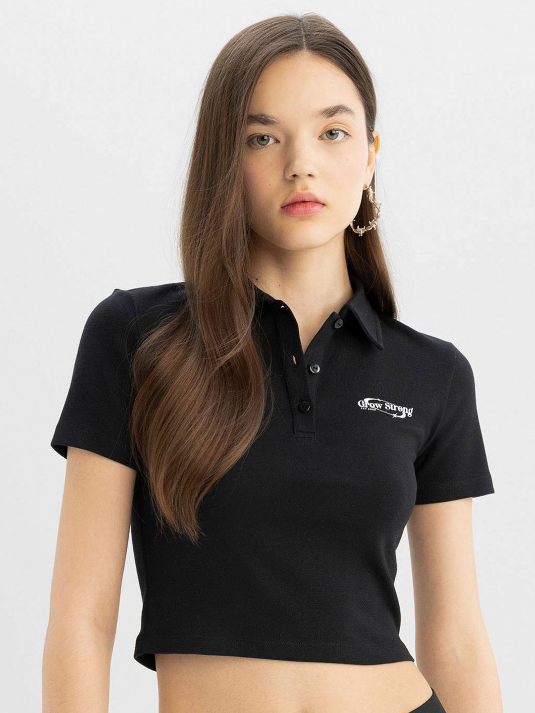 

DeFacto Women Polo Collar Pockets T-shirt, Na