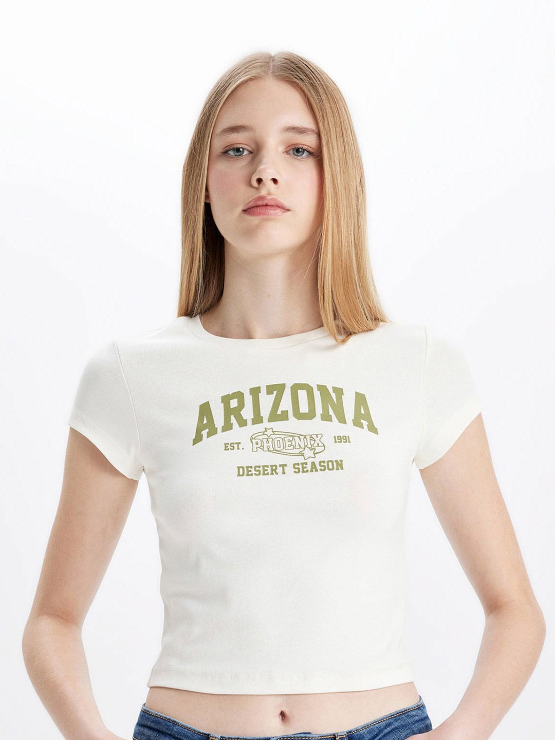 

DeFacto Typography Printed Crop T-shirt, White
