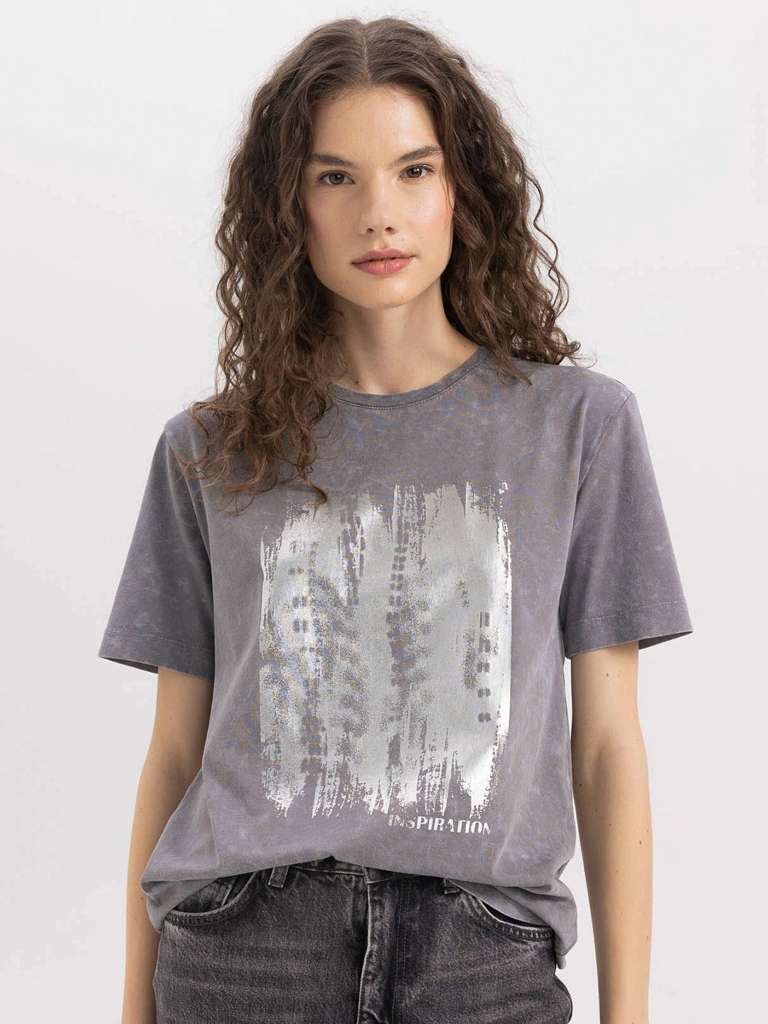 

DeFacto Women Printed Applique T-shirt, Na