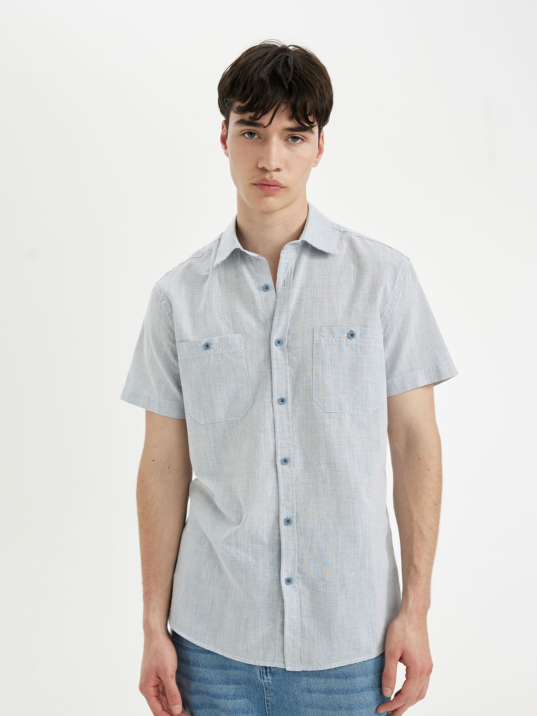 

DeFacto Men Opaque Casual Cotton Shirt, Blue