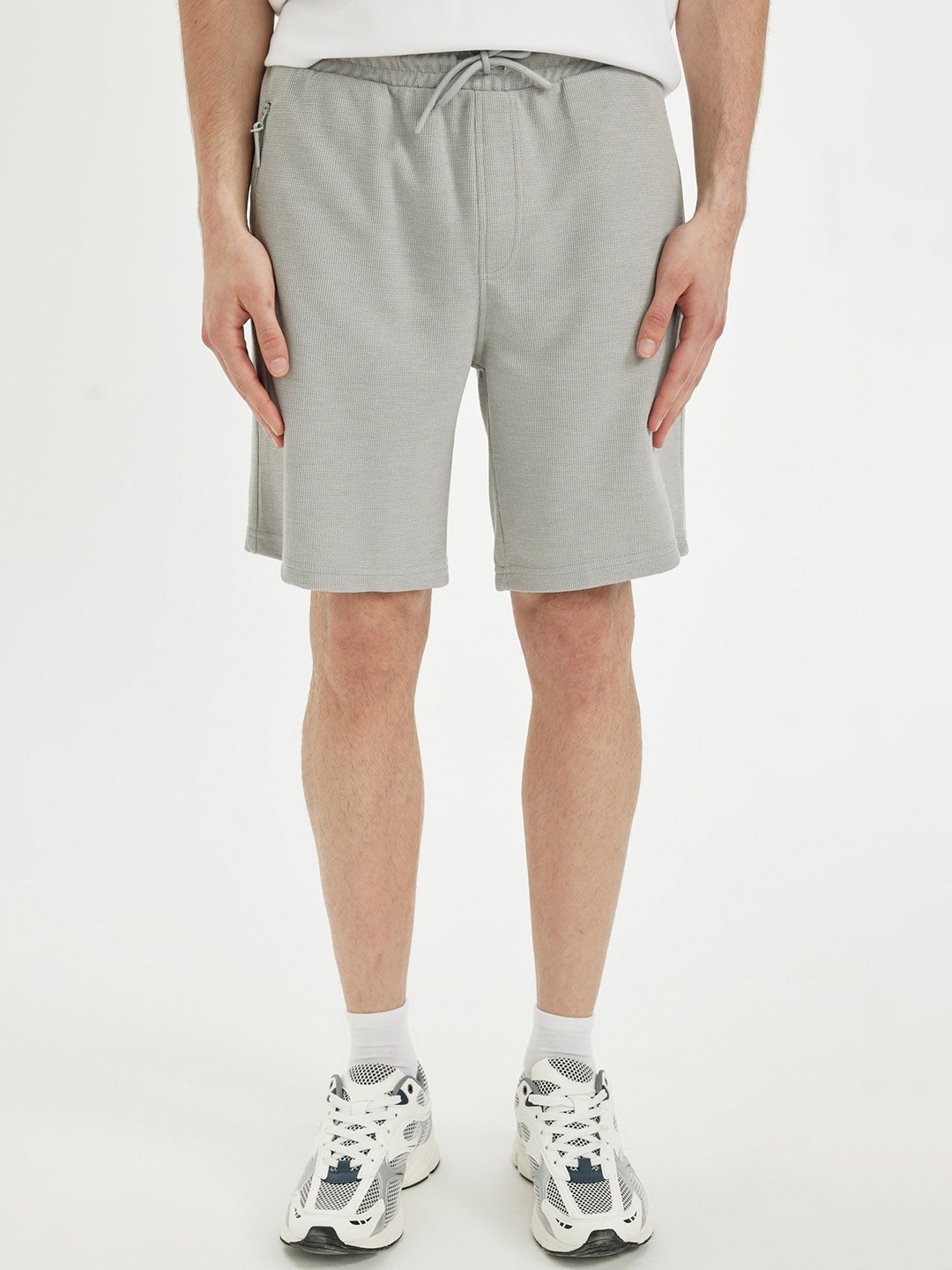 

DeFacto Men Sports Shorts, Na