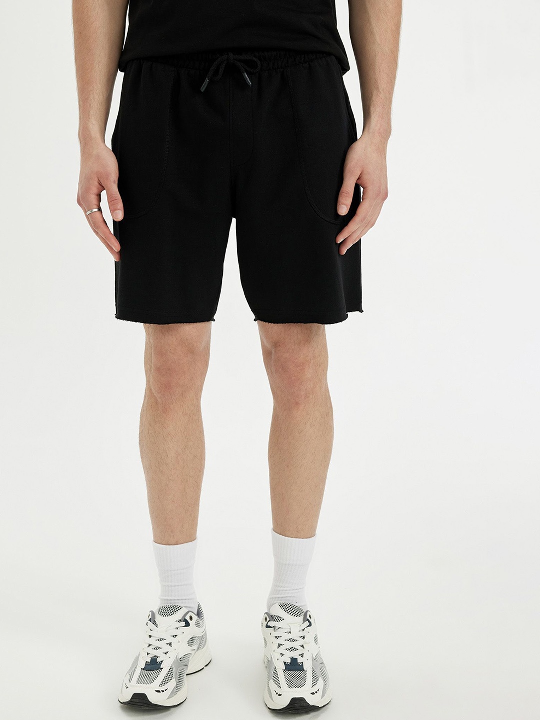 

DeFacto Men Sports Shorts, Na