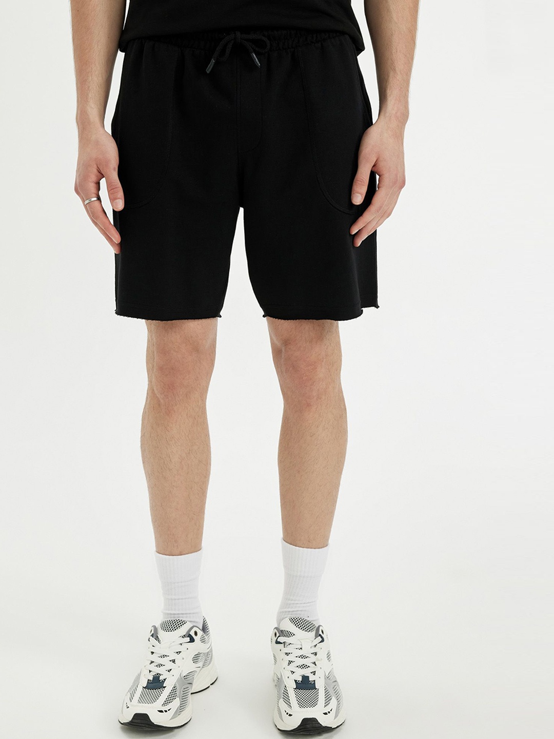 

DeFacto Men Sports Shorts, Na