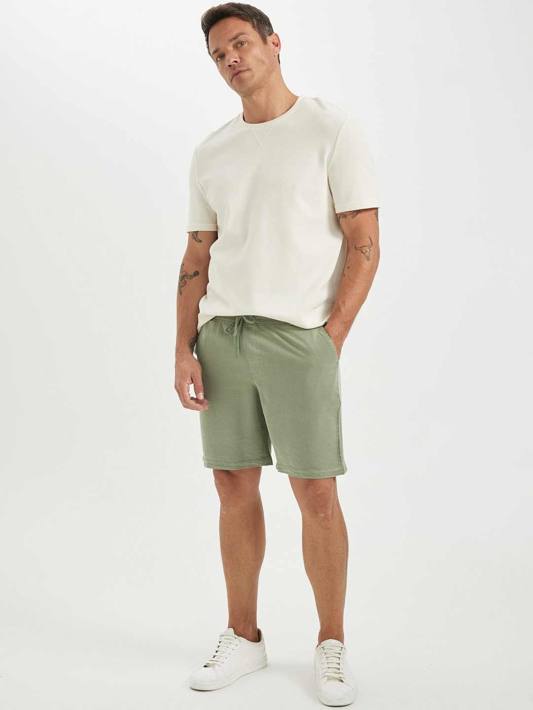 

DeFacto Men Shorts, Na