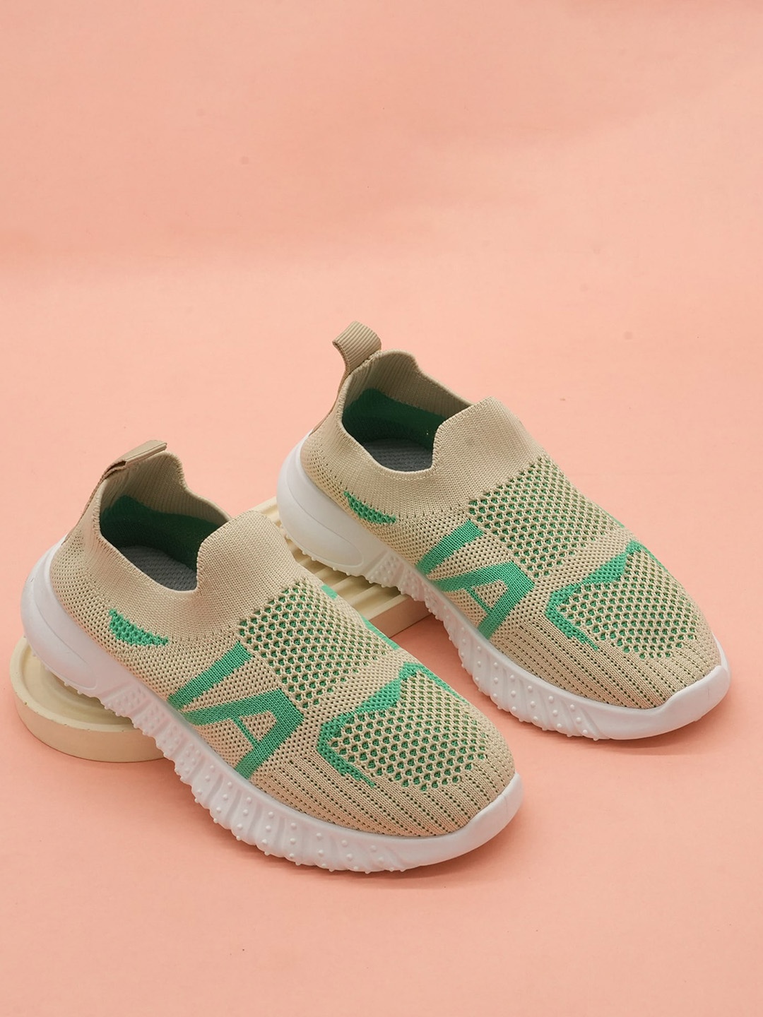 

BAESD Unisex Kids Woven Design Sneakers, Beige