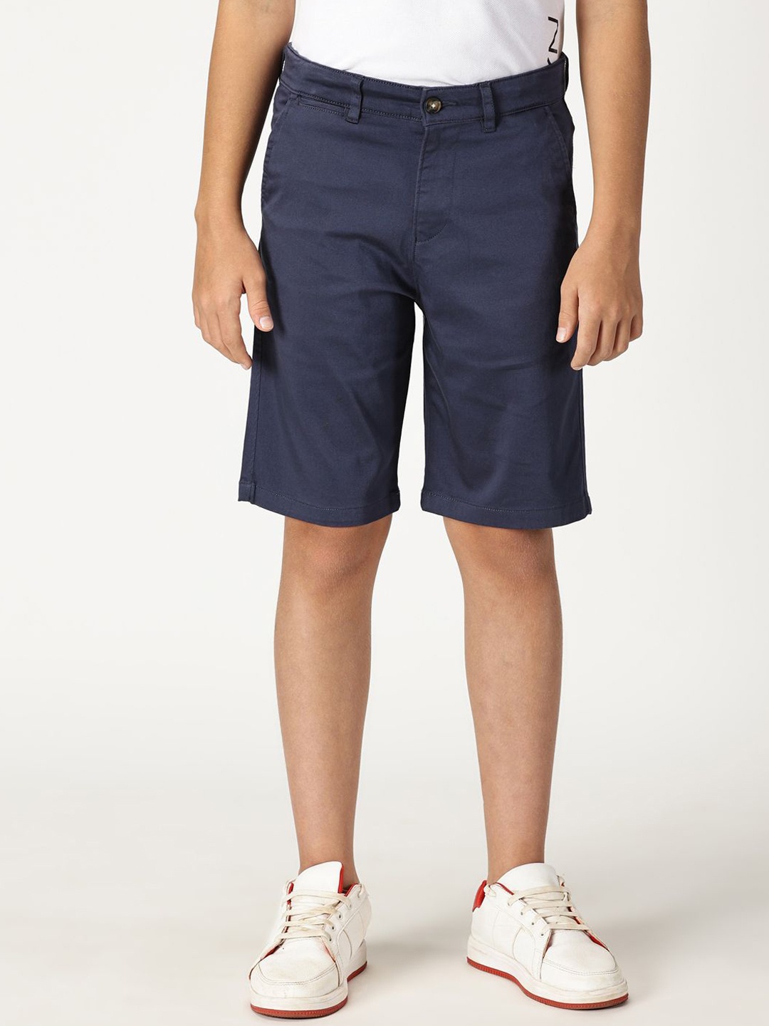 

Nautica Boys Slim Fit Mid-Rise Casual Chino Shorts, Navy blue