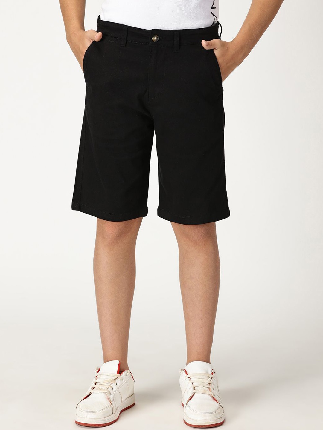 

Nautica Boys Slim Fit Mid-Rise Casual Chino Shorts, Black