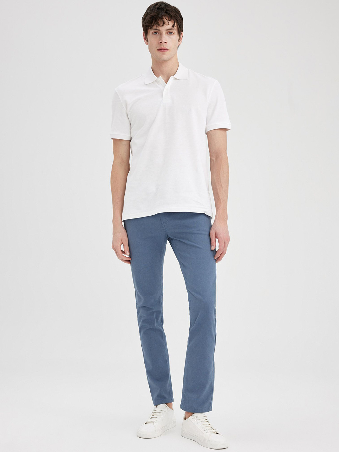 

DeFacto Men Trousers, Na