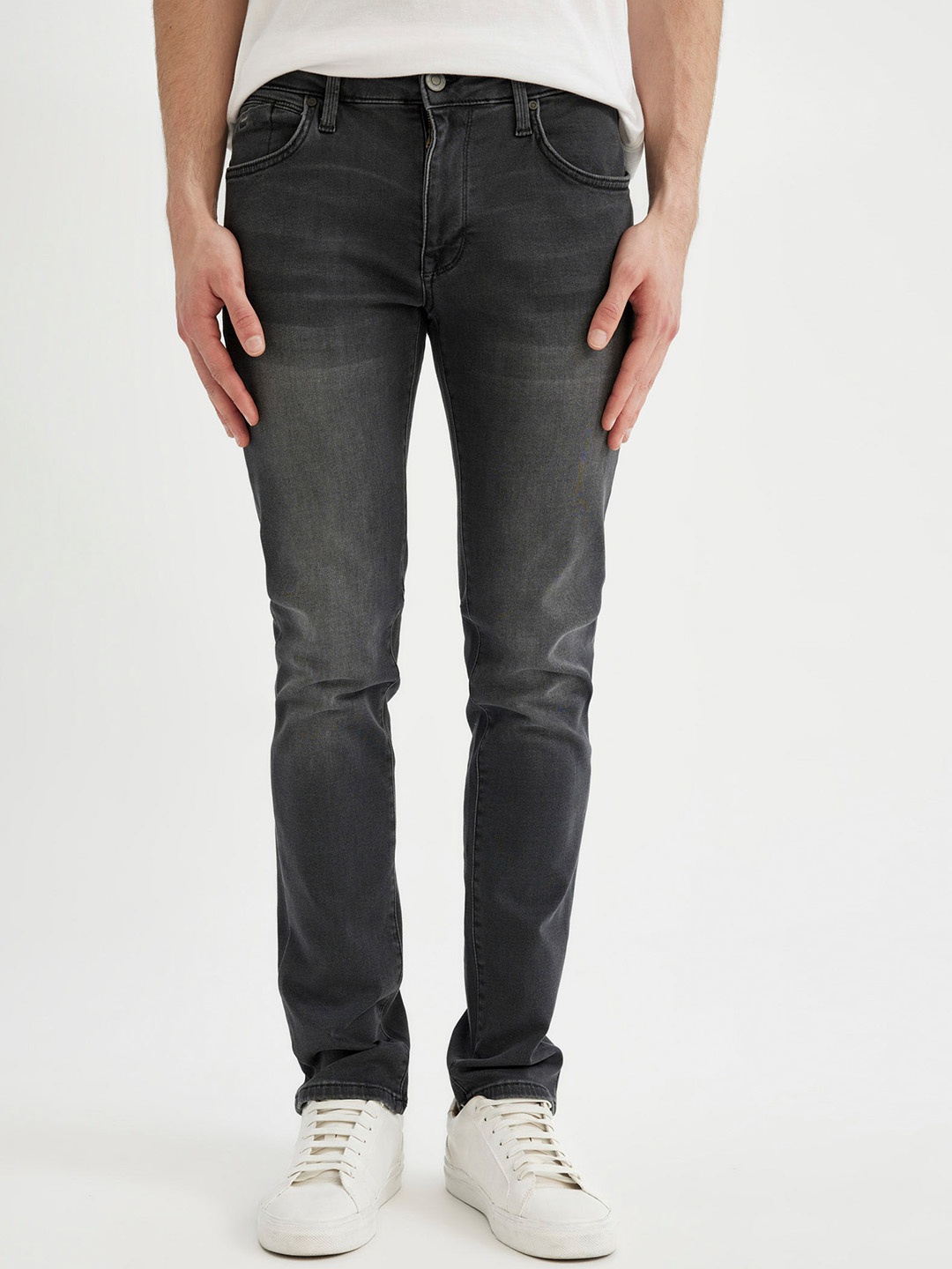 

DeFacto Men Trousers, Na