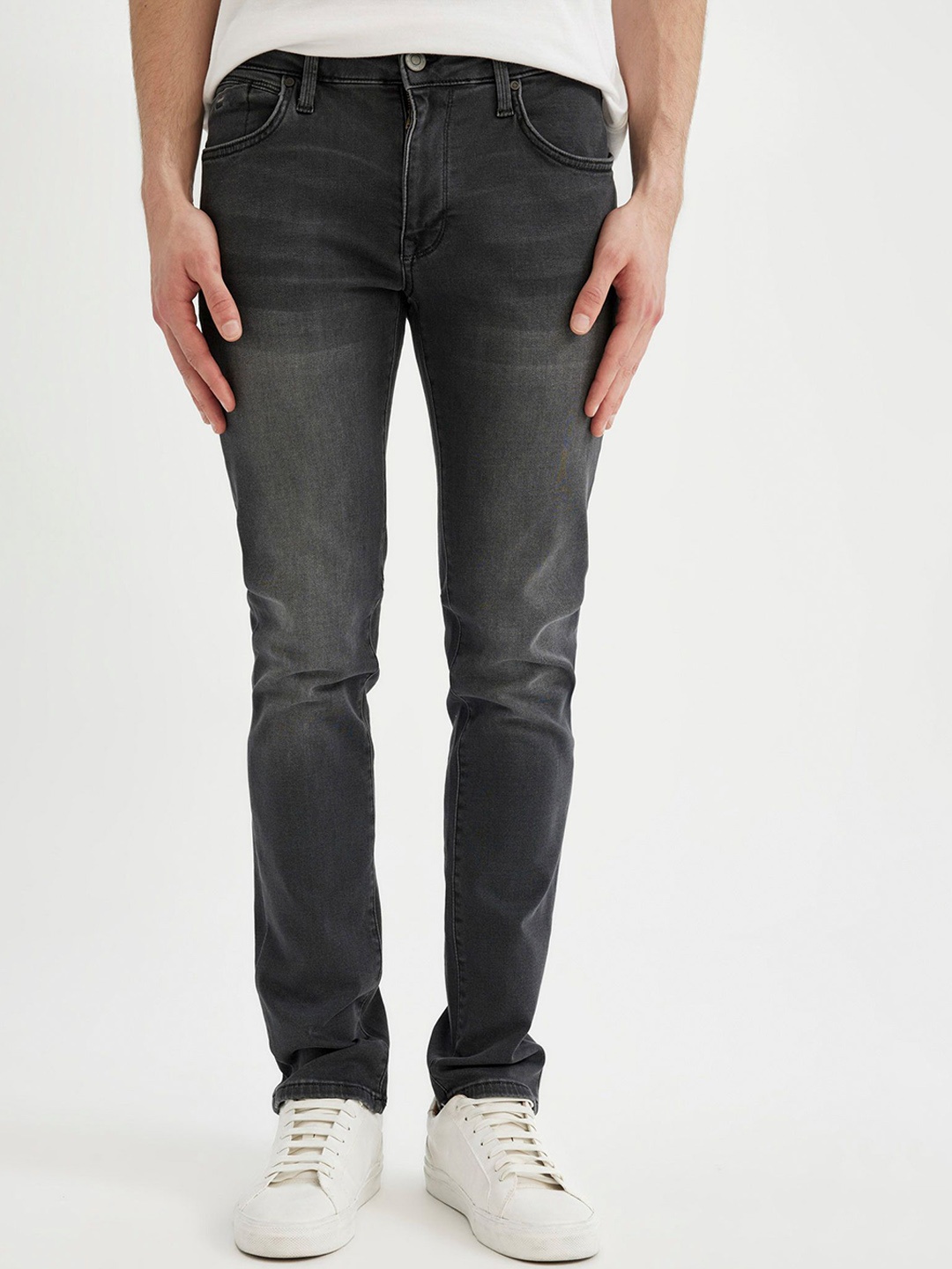 

DeFacto Men Trousers, Na