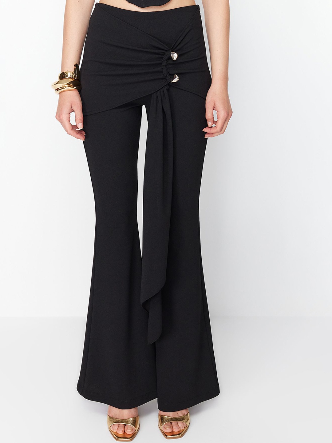 

Trendyol Women Mid-Rise Bootcut Trousers, Black