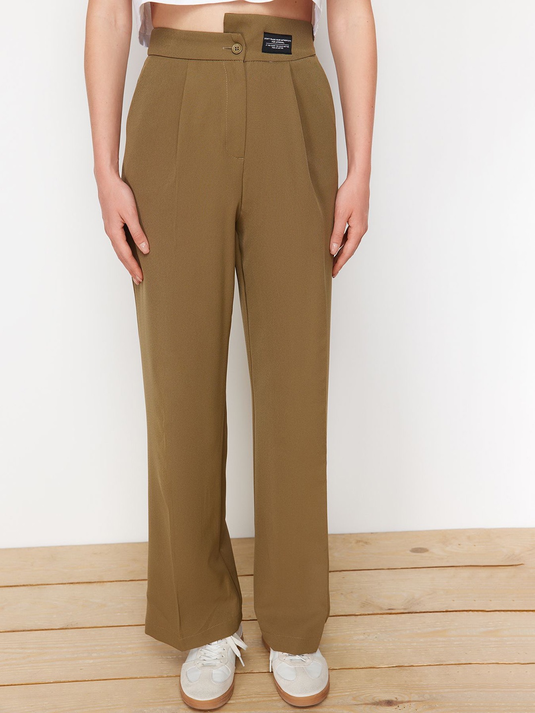 

Trendyol Women Regular Trouser, Khaki