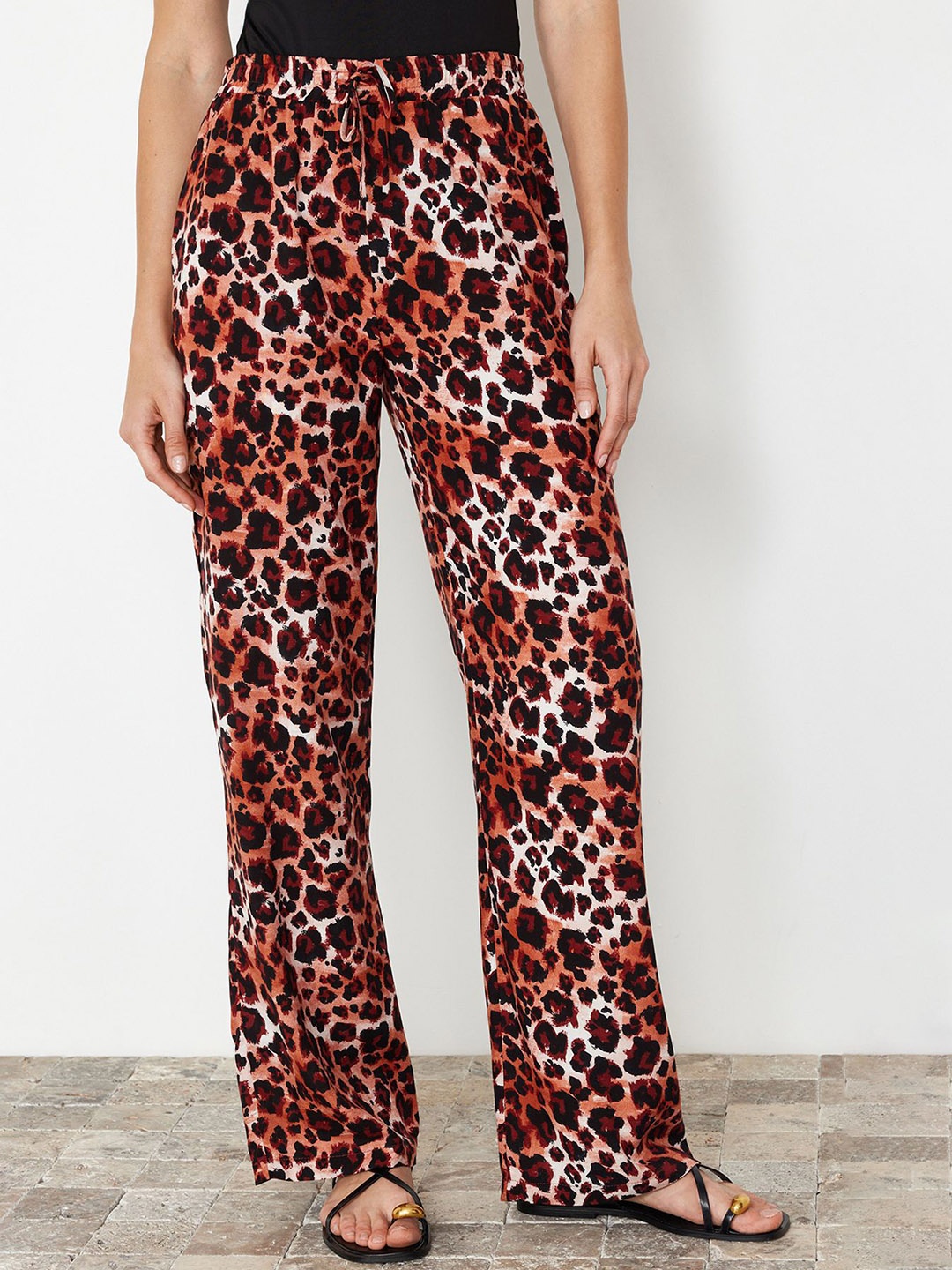 

Trendyol Women Animal Printed Regular Trouser, Brown