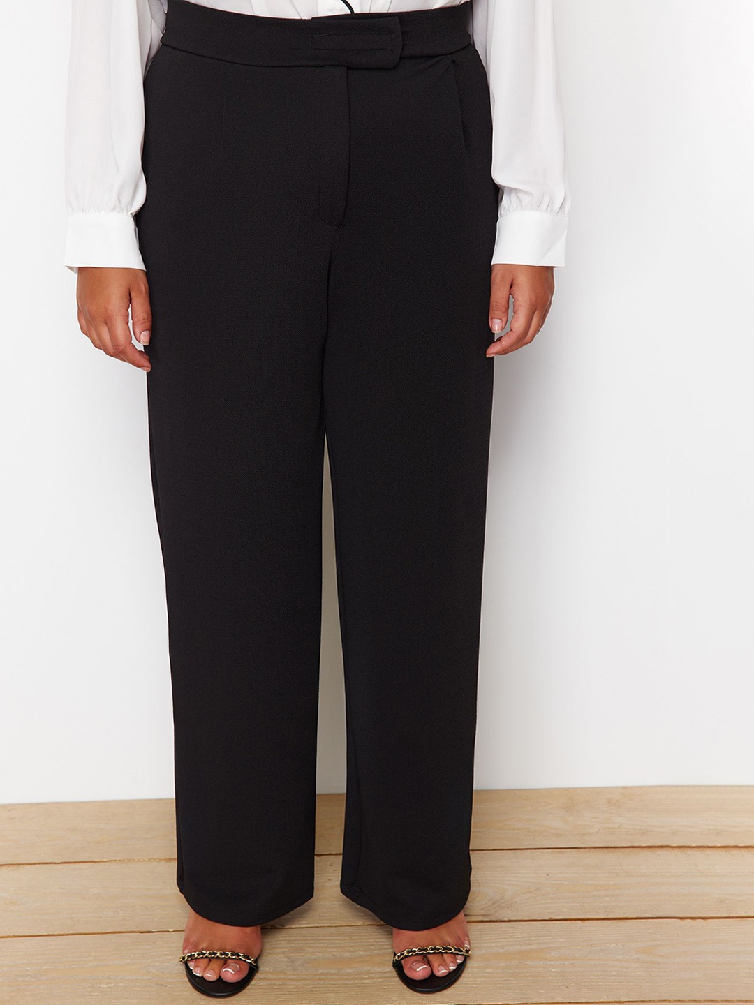 

Trendyol Women Parallel Trouser, Black