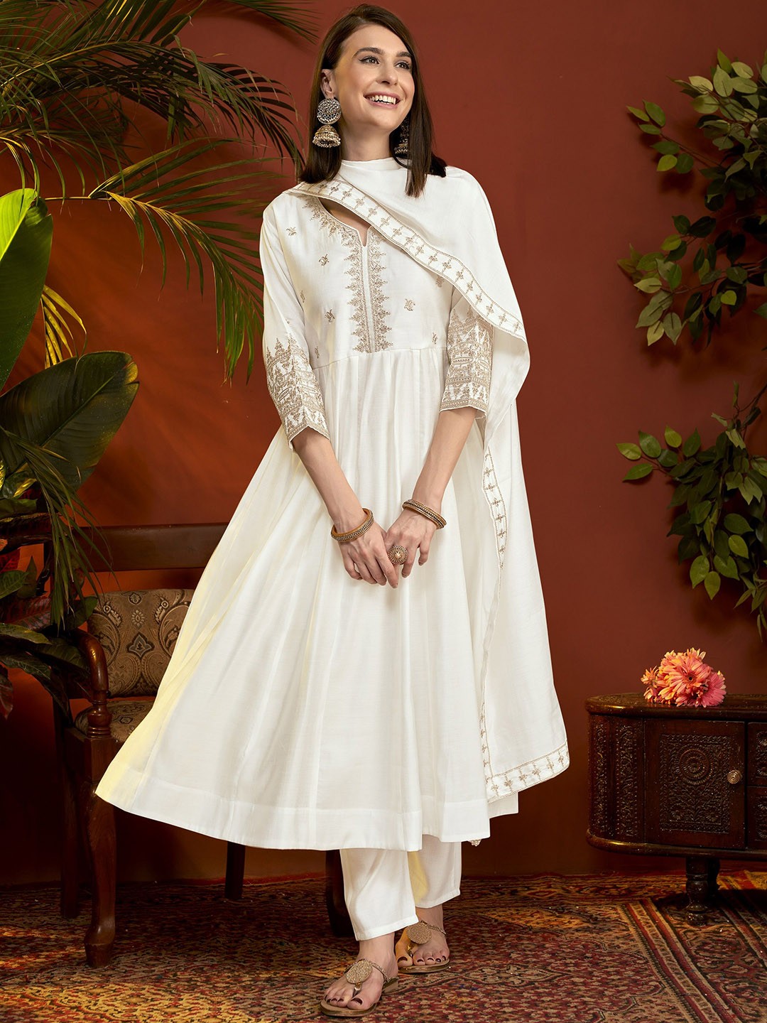 

Anouk Ethnic Motifs Embroidered Regular Chanderi Silk Kurta With Trousers & Dupatta, White