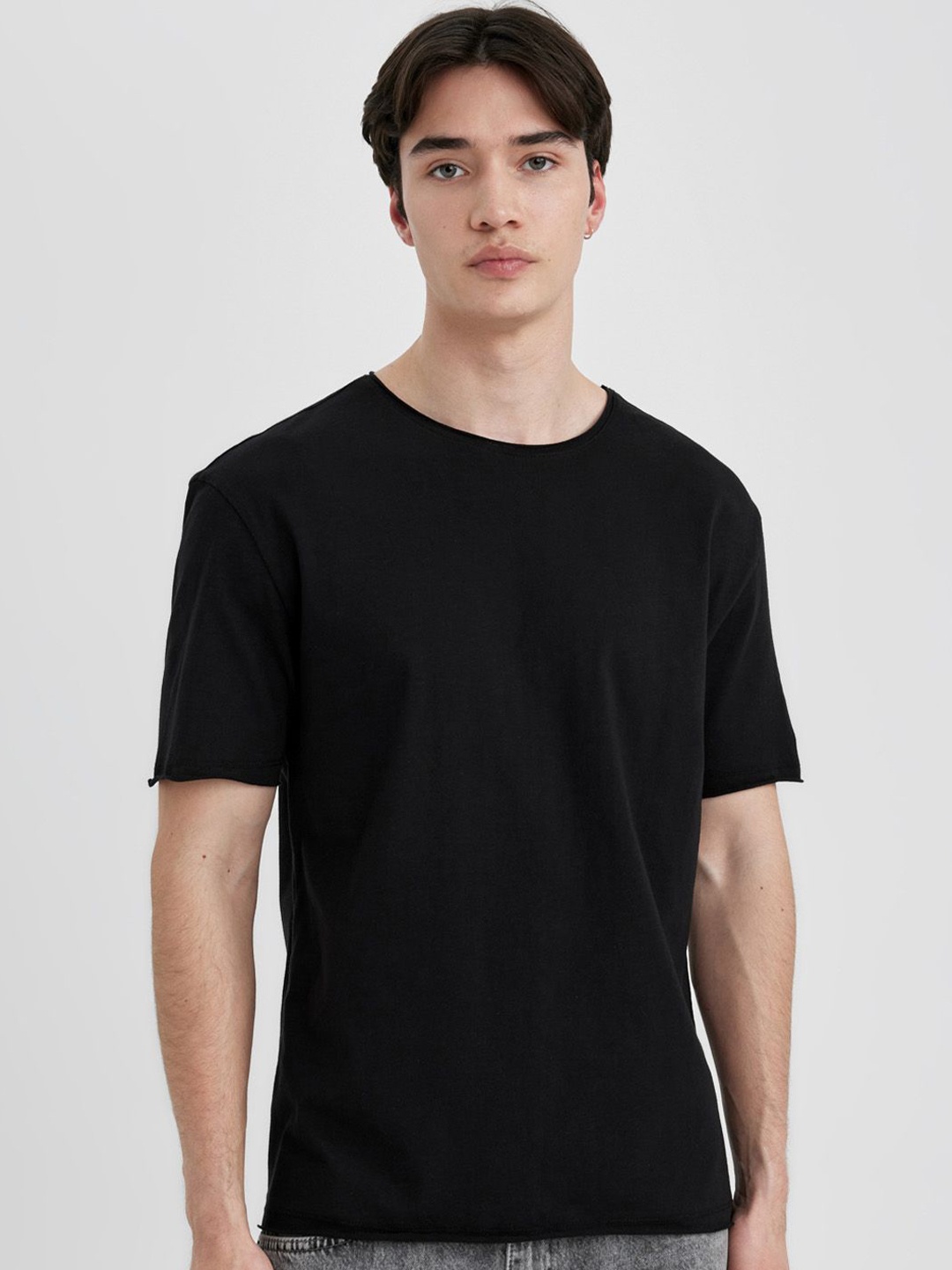 

DeFacto Men Pockets T-shirt, Na