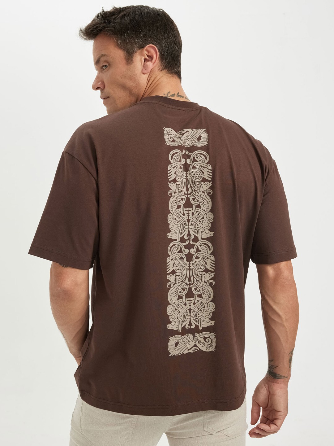 

DeFacto Men Typography Printed Raw Edge T-shirt, Na