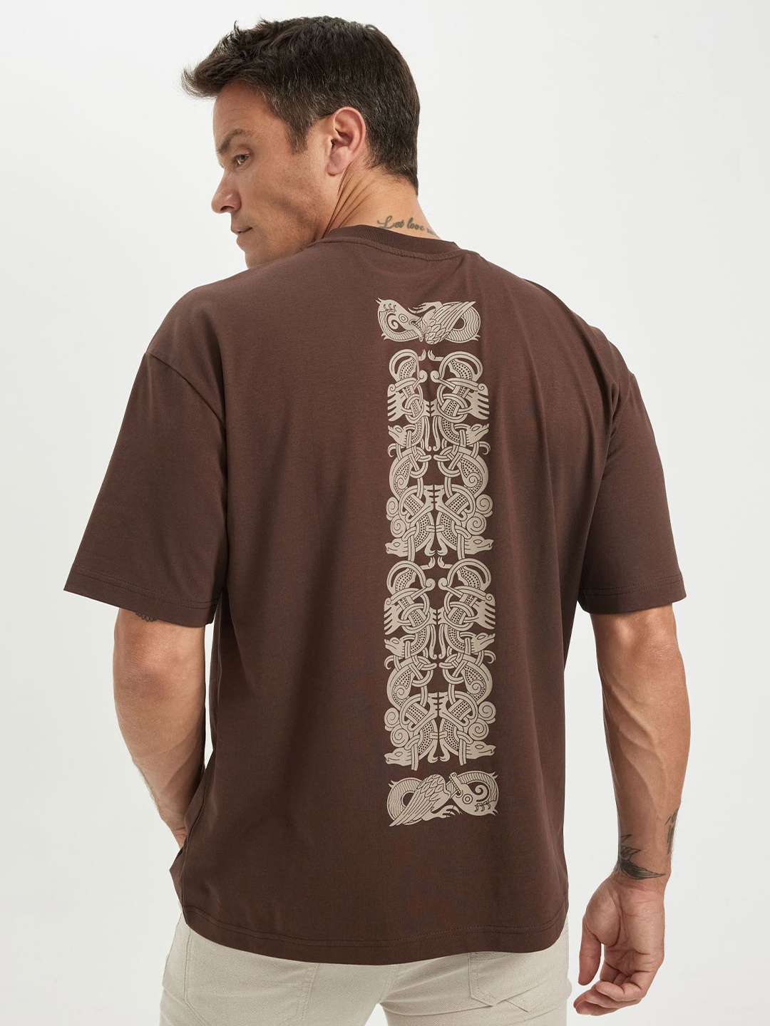 DeFacto Men Typography Printed Raw Edge T-shirt, Na