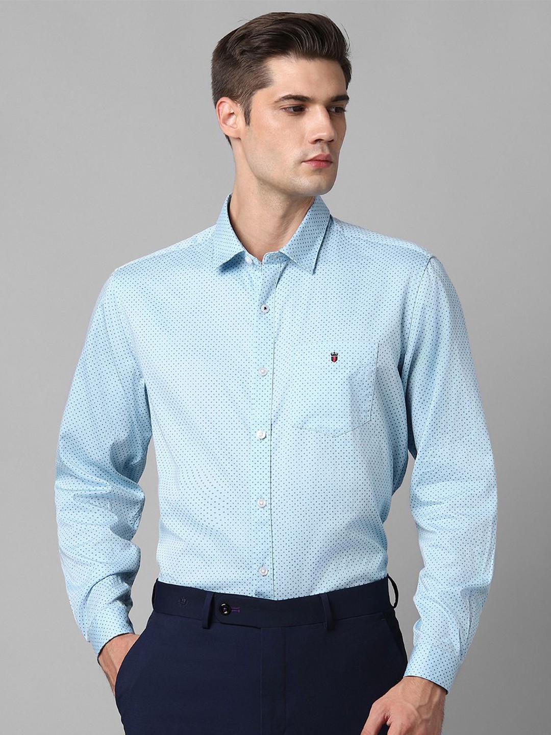 

Louis Philippe Sport Spread Collar Slim Fit Cotton Casual Shirt, Blue