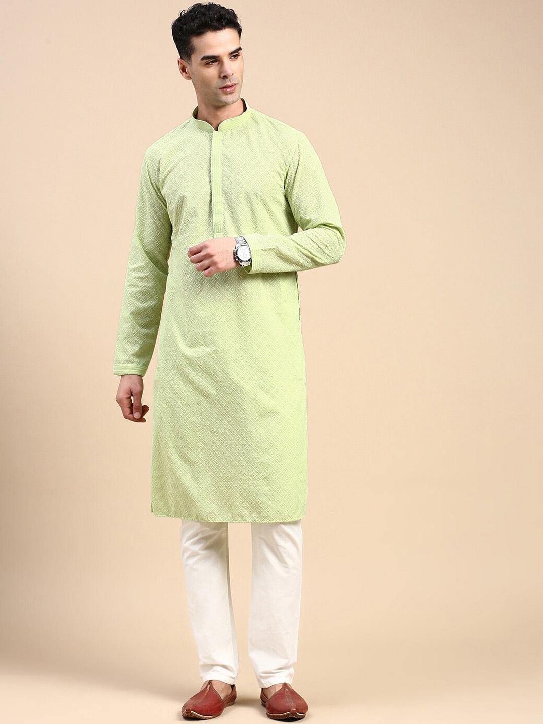 

Rishika Embroidered Mandarin Collar Art Slik Straight Kurta with Pyjama, Green