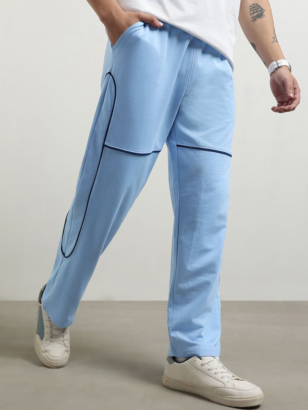 

NOBERO Men Solid Straight Fit Joggers, Blue