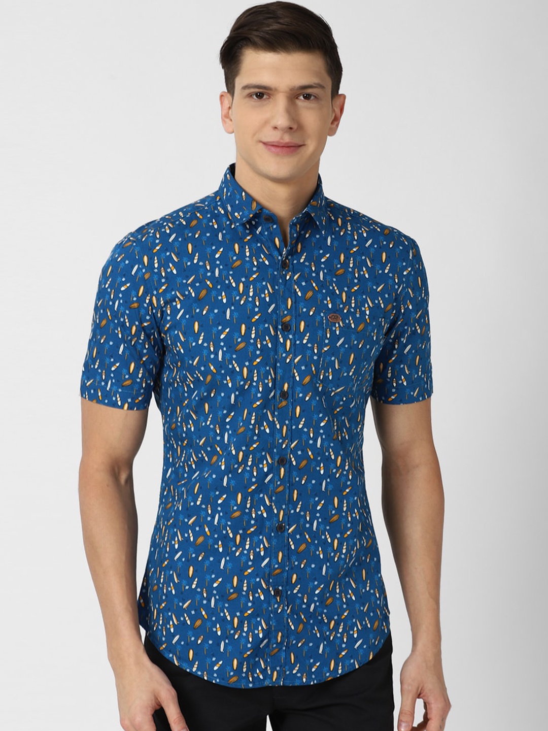 

Peter England Casuals Slim Fit Spread Collar Printed Cotton Casual Shirt, Blue