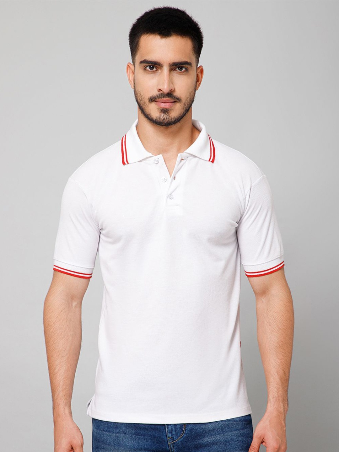 

GIYSI Men Solid Regular Fit Polo Collar T-shirt, White