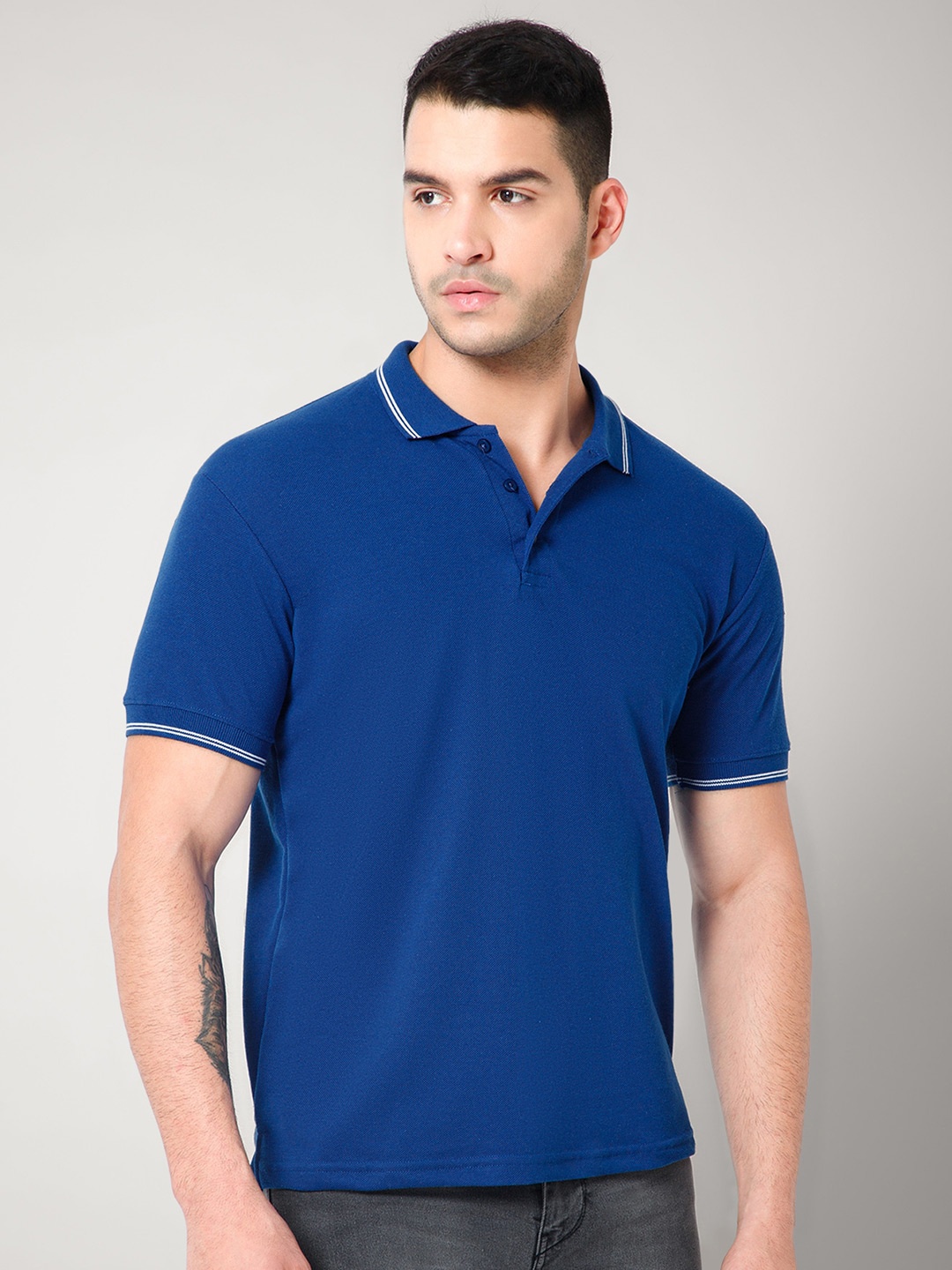 

GIYSI Men Solid Regular Fit Polo Collar T-shirt, Blue