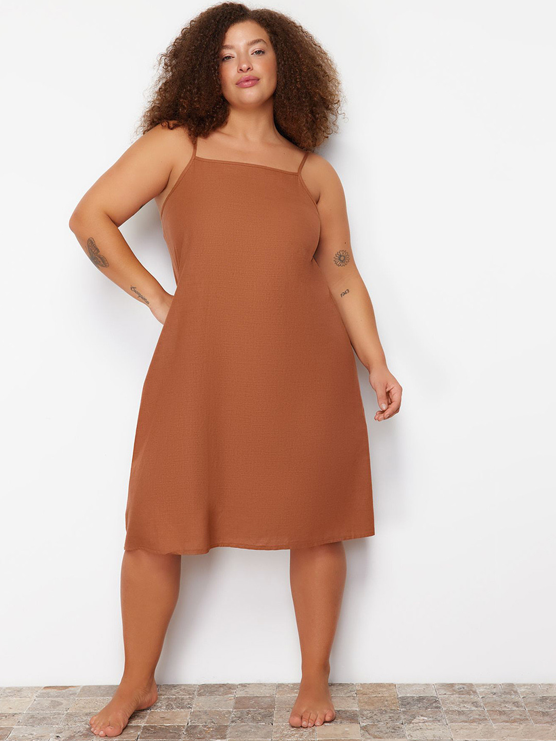 

Trendyol Solid Pure Cotton Knee Length Nightdress, Brown