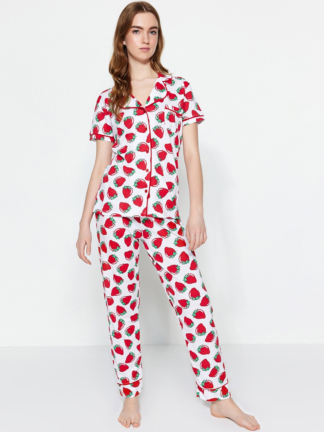 

Trendyol Conversational Printed Night suit, White