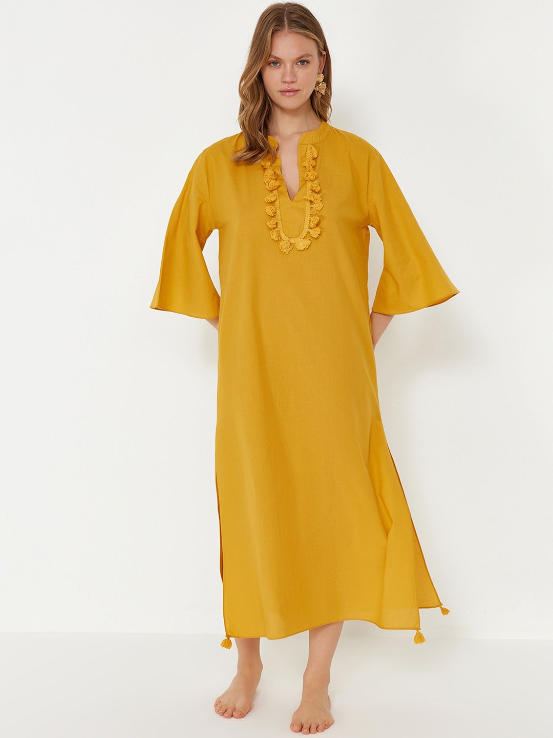 

Trendyol Mandarin Collar Regular Midi-Length Pure Cotton Nightdress, Mustard