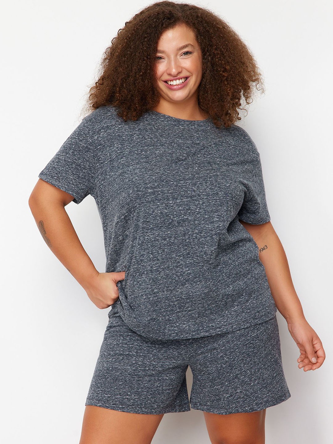 

Trendyol Plus Size Round Neck Night suit, Grey melange
