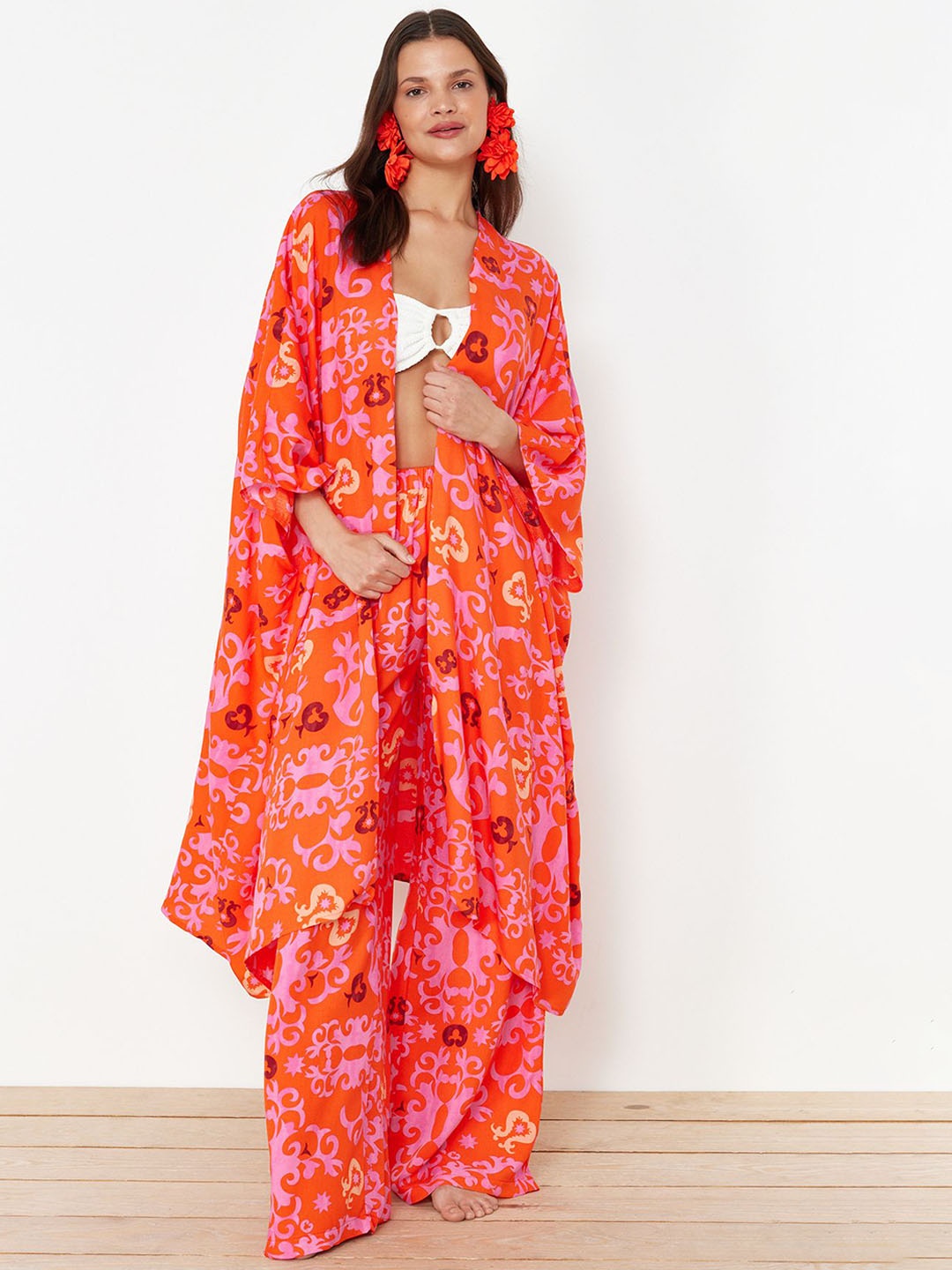 

Trendyol Floral Printed Kaftan With Pyjamas, Red