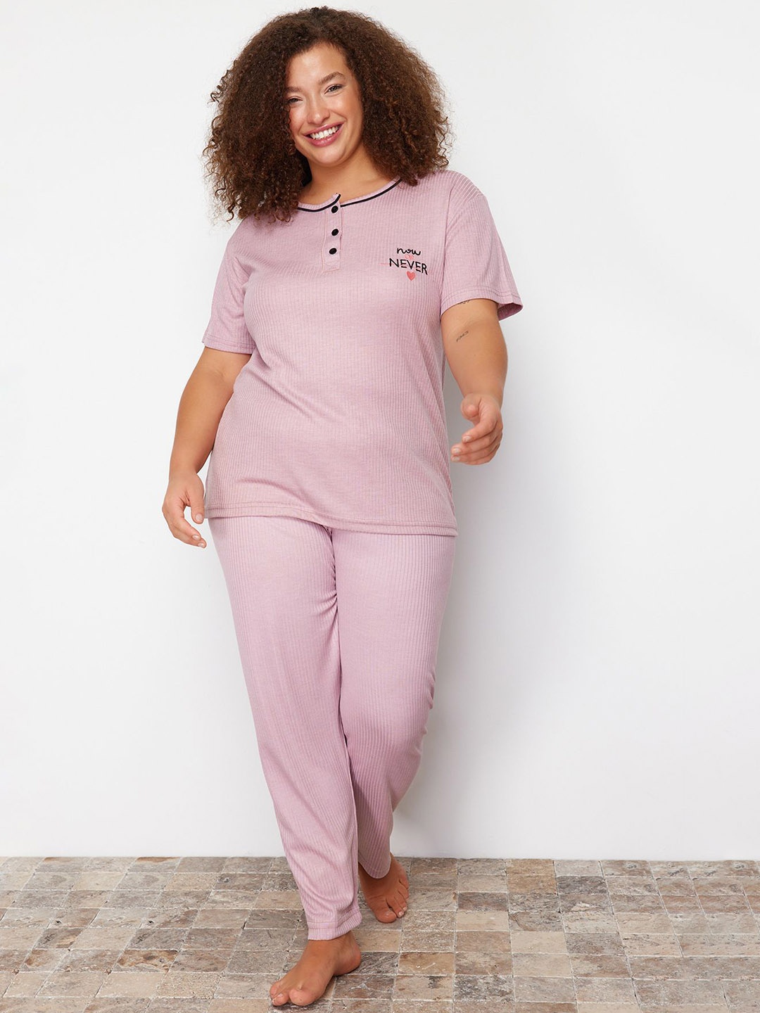 

Trendyol Plus Size Self Design Night suit, Pink