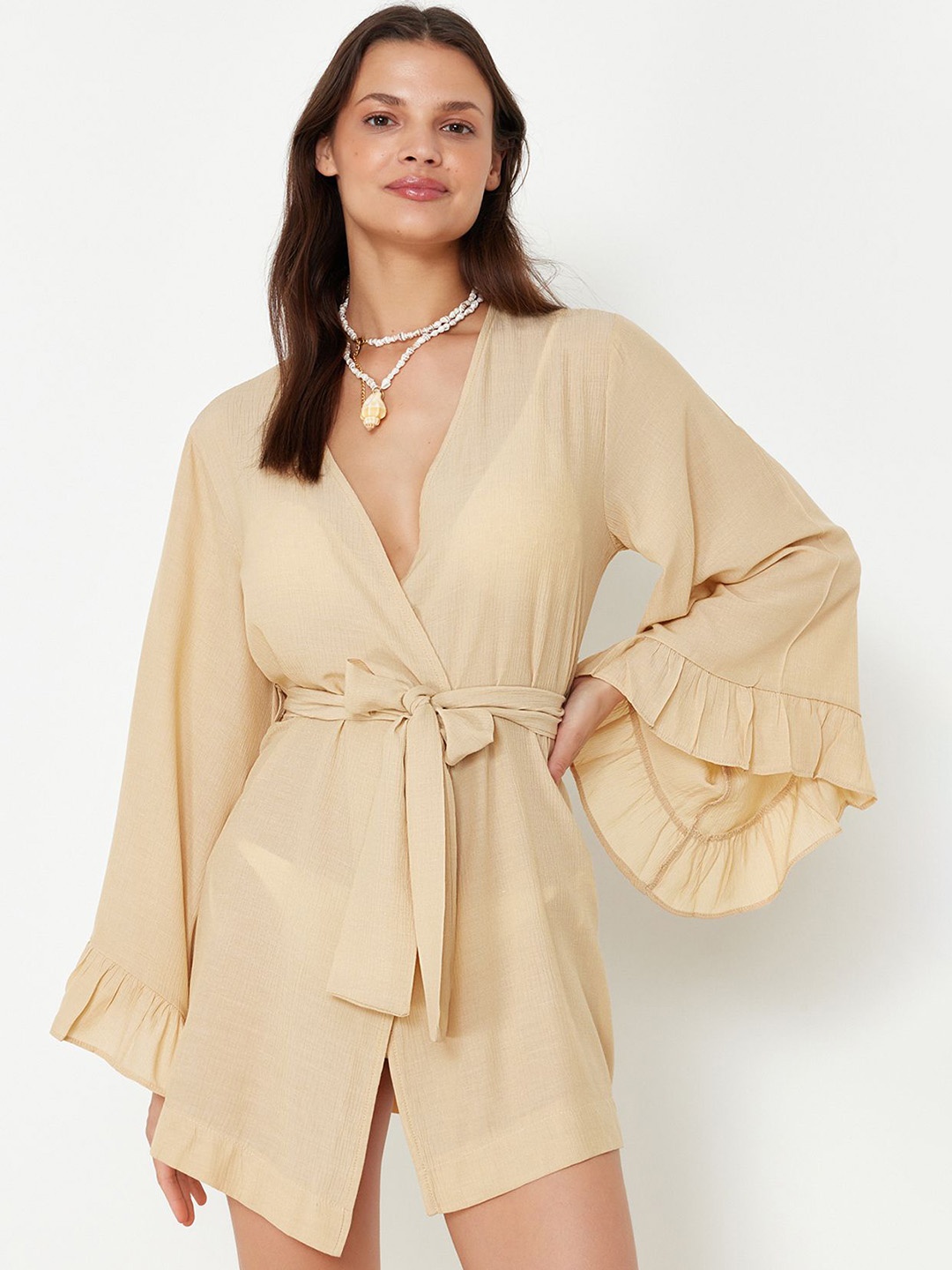 

Trendyol Women V-Neck Robe, Beige