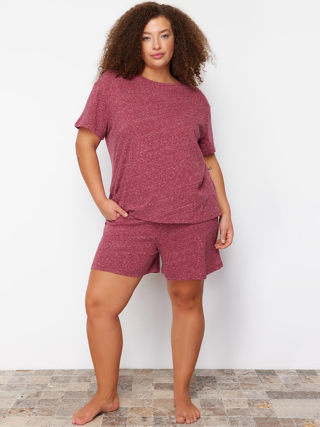 

Trendyol Plus Size Round Neck Night suit, Pink