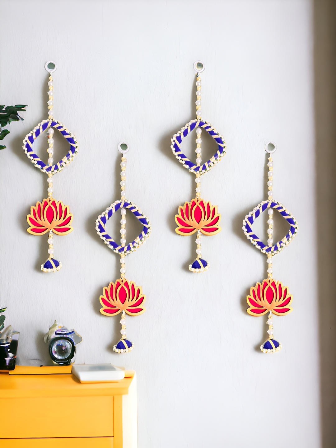 

iHandikart White & Blue 4 Pieces Hanging Artificial Flower