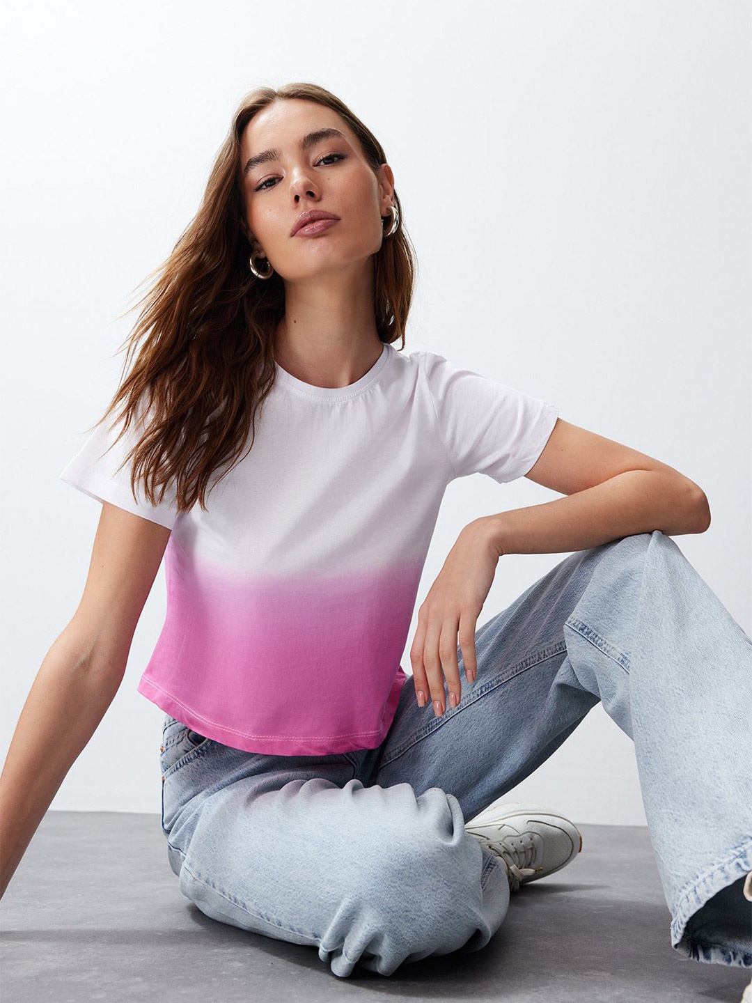 

Trendyol Round Neck Cotton Regular T-shirt, Pink