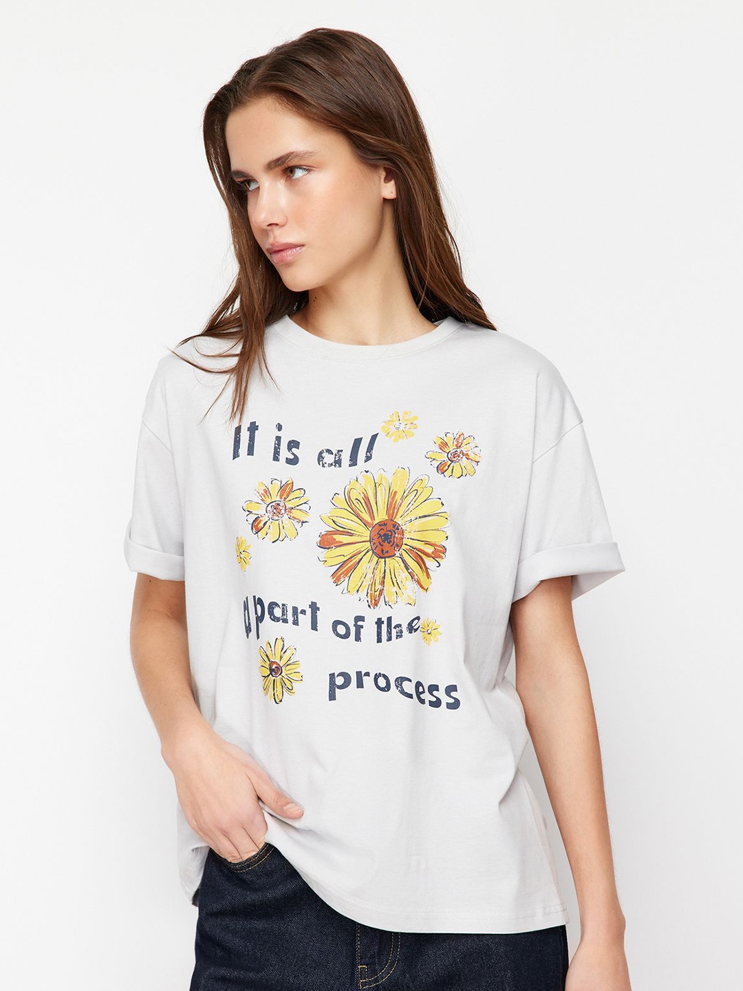 

Trendyol Floral Printed Drop-Shoulder Sleeves Cotton Regular T-shirt, White