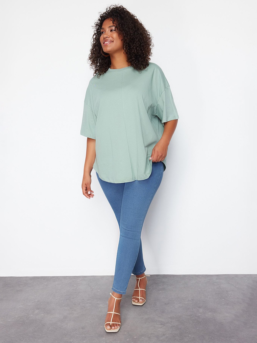

Trendyol Pure Cotton Round Neck Drop-Shoulder Sleeves T-shirt, Green