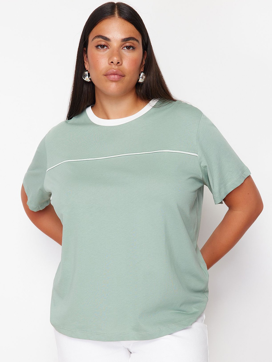 

Trendyol Pure Cotton Round Neck T-shirt, Green