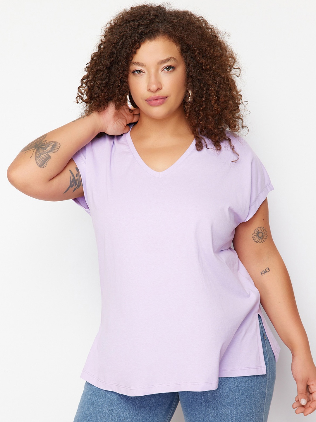 

Trendyol Plus Size V-Neck Short Sleeves Cotton Regular T-shirt, Purple