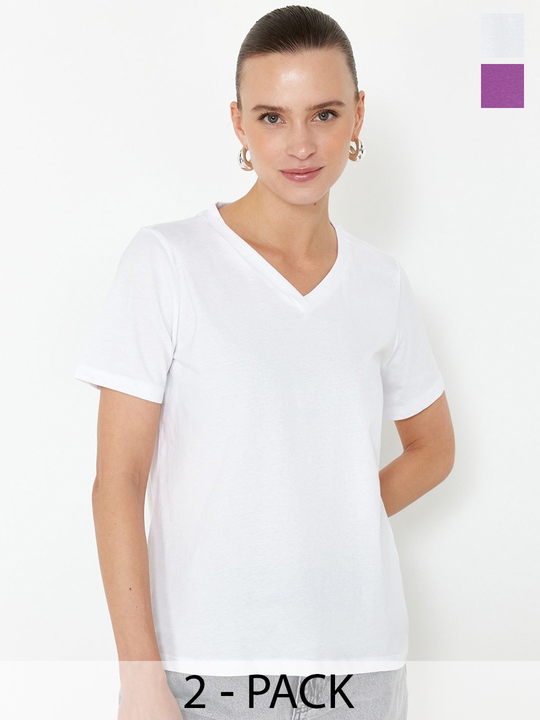 

Trendyol Pack of 2 V-Neck Cotton Regular T-shirt, White