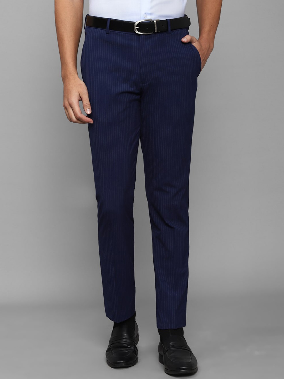 

Louis Philippe Men Slim Fit Formal Trouser, Navy blue