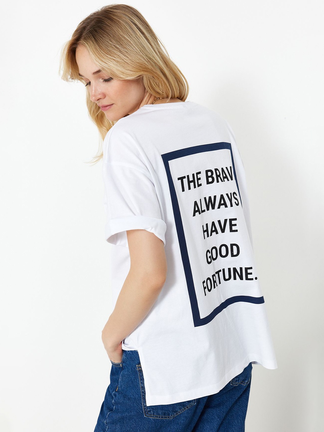 

Trendyol Typography Printed Drop-Shoulder Sleeves Pure Cotton Casual T-shirt, White